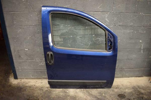 PORTE AVANT DROITE CITROEN NEMO / PEUGEOT BIPPER / FIAT QUBO / FIAT FIORINO 2008+ - Vue 4